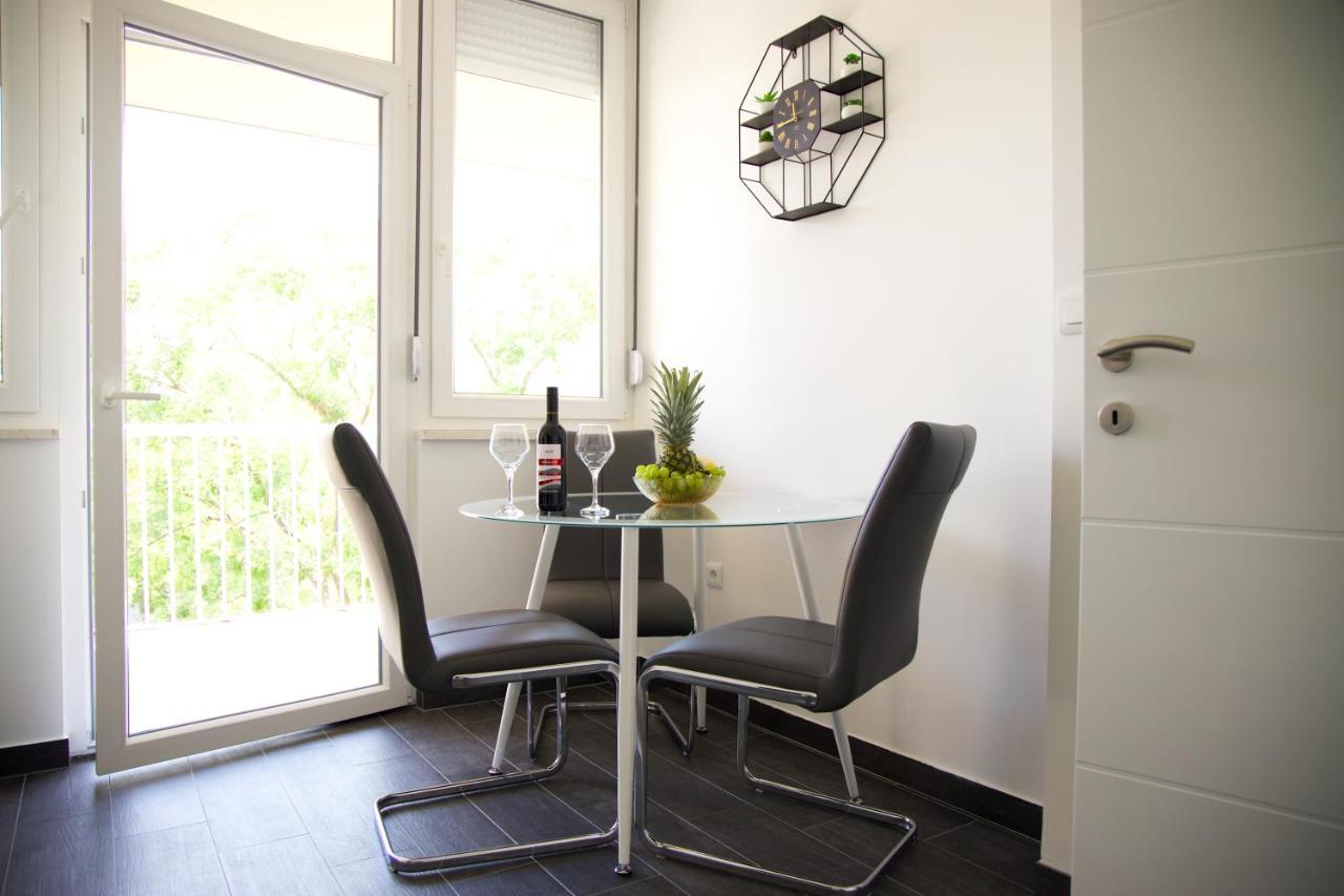 Apartment Mtm Split Bagian luar foto